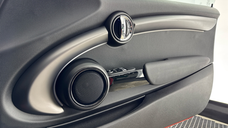 MINI Hatchback 2.0 Cooper S Exclusive 3dr Auto Petrol Hatchback